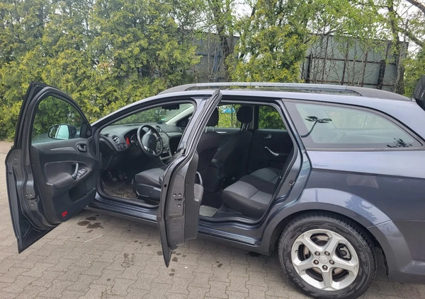 Ford Mondeo cena 17000 przebieg: 270000, rok produkcji 2008 z Poznań małe 56